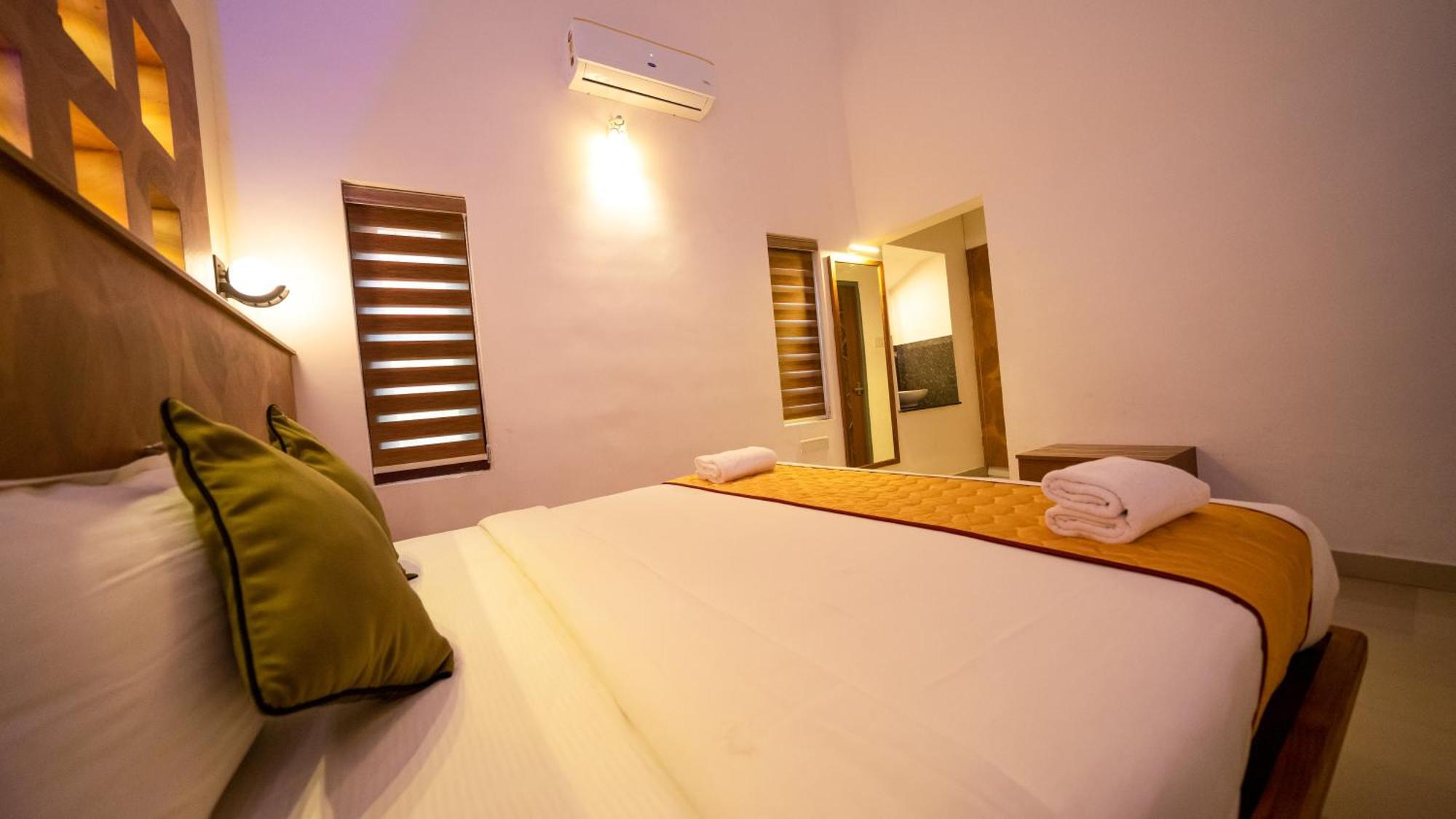 Vythiri Holiday Resort, Wayanad Extérieur photo