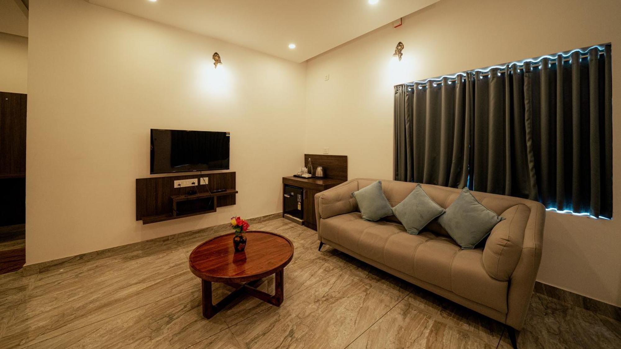 Vythiri Holiday Resort, Wayanad Extérieur photo
