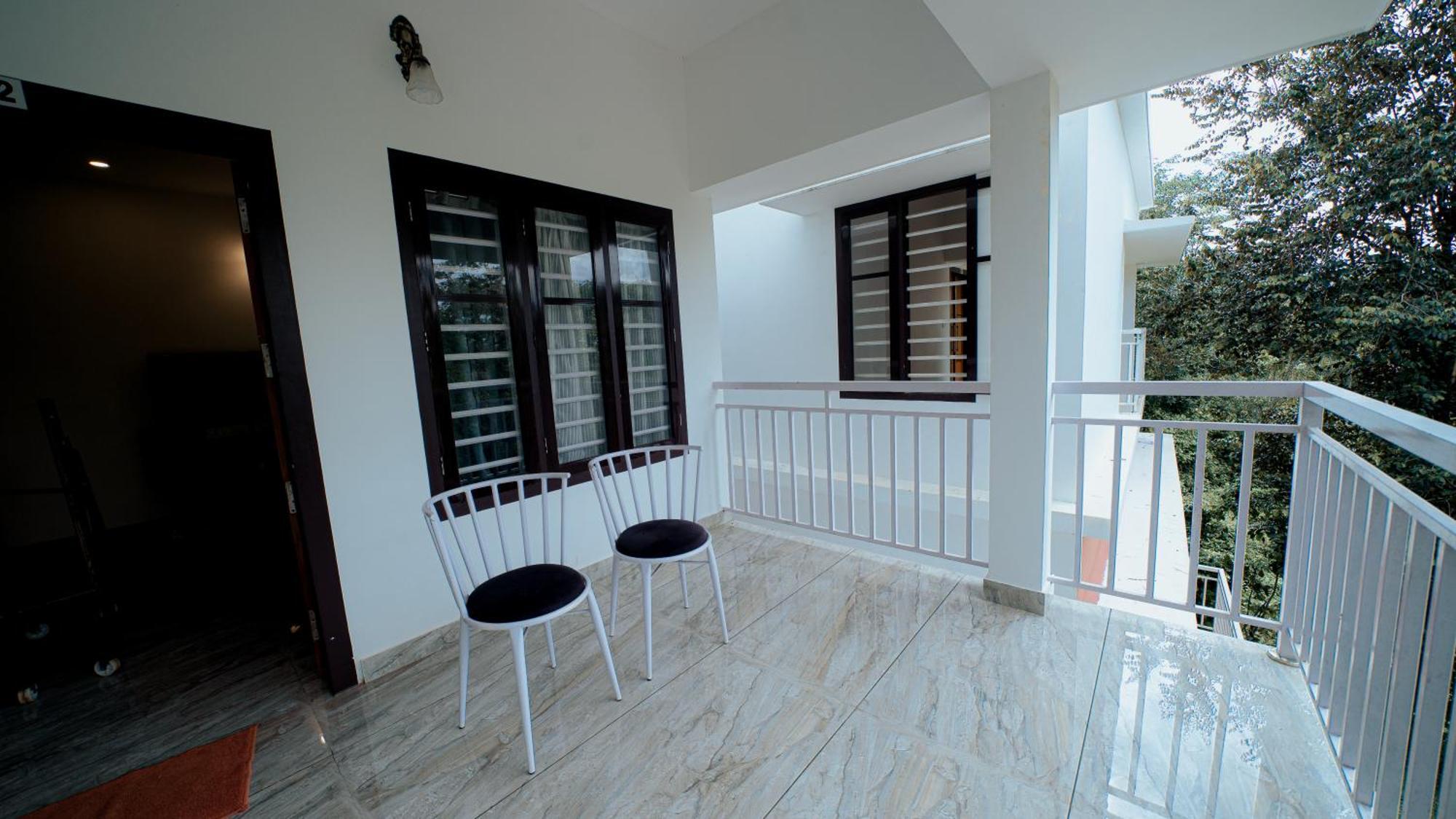 Vythiri Holiday Resort, Wayanad Extérieur photo