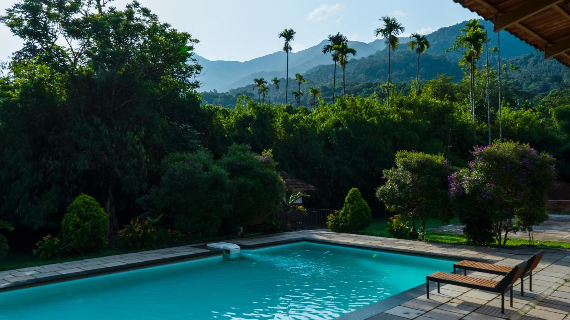 Vythiri Holiday Resort, Wayanad Extérieur photo