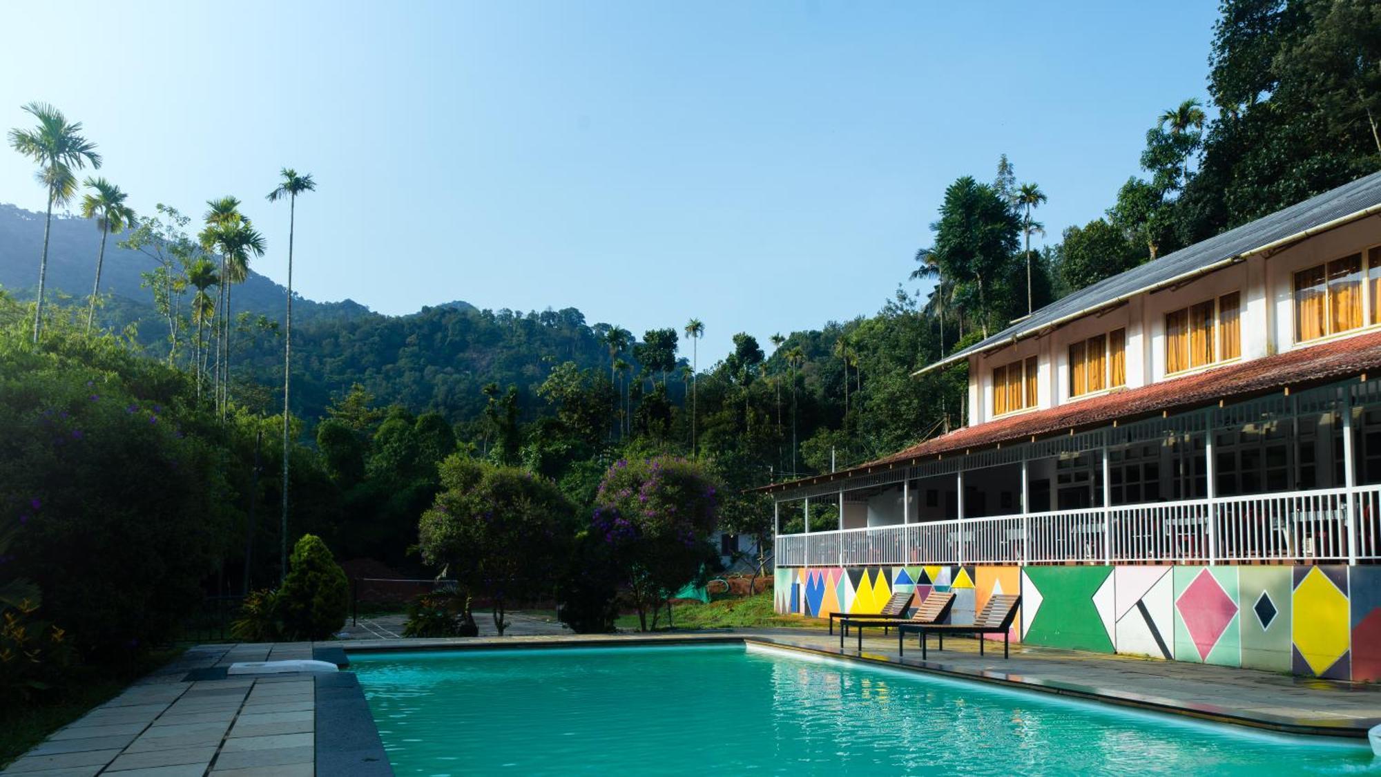 Vythiri Holiday Resort, Wayanad Extérieur photo